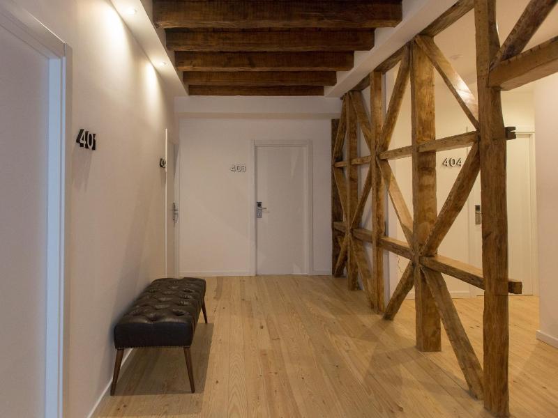 The 8 - Downtown Suites - image 6