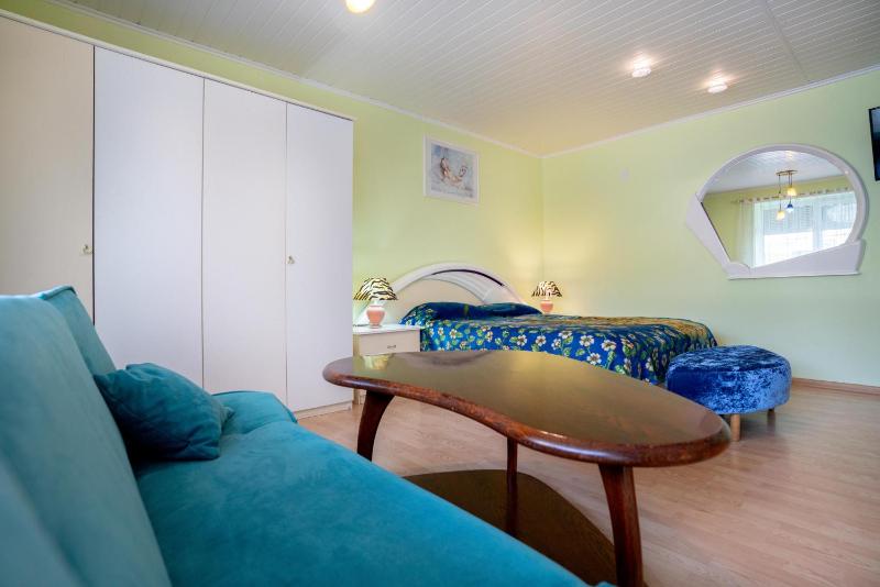 Studio - Ground Floor image 4