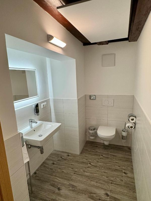 Superior Double Room image 3