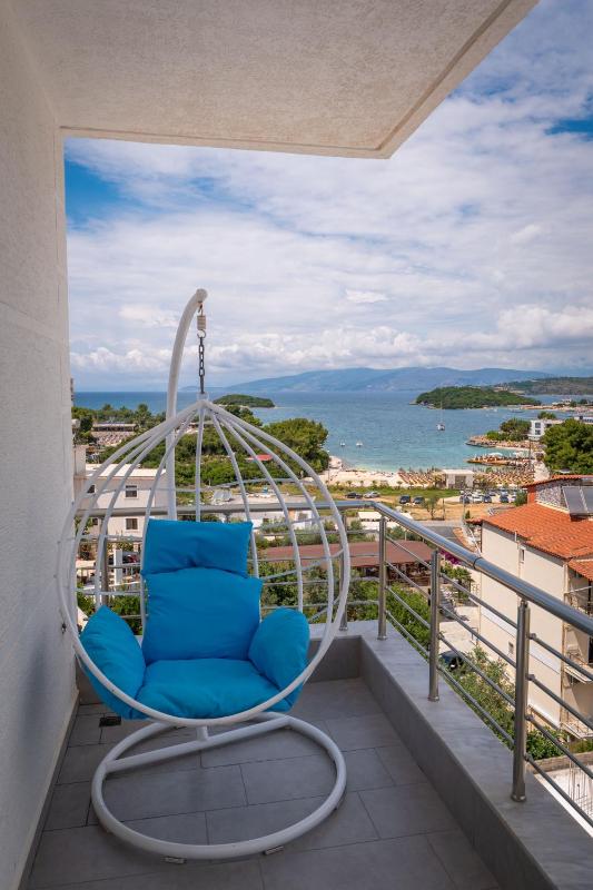King Suite with Sea View image 3