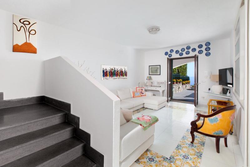 Estate4home - Villa Mapi - image 6