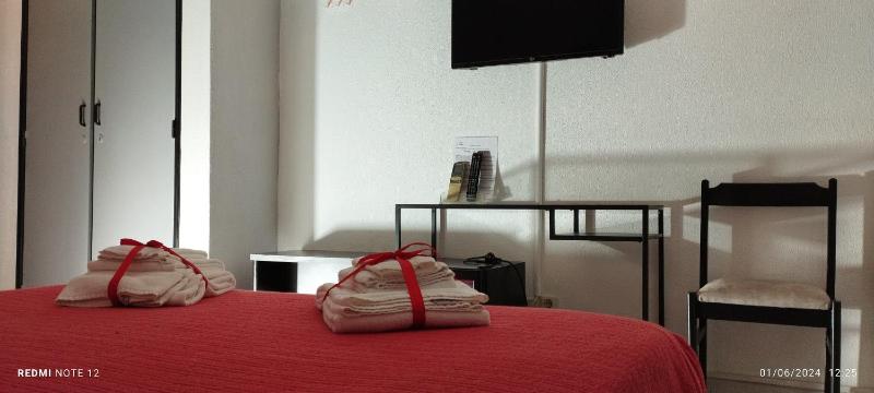 Double Room image 1