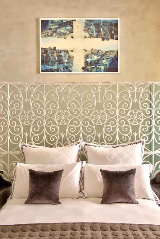 Superior Suite image 2
