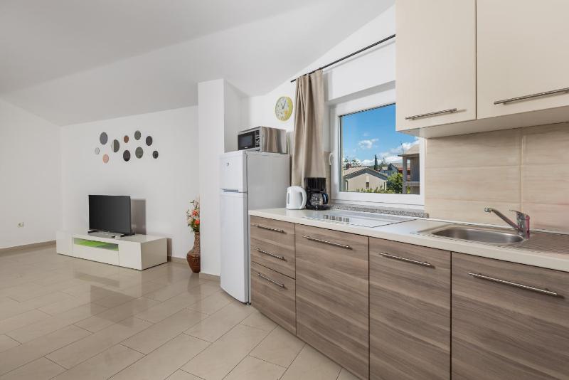 Apartment Mario by EL-PI TOURS - image 14