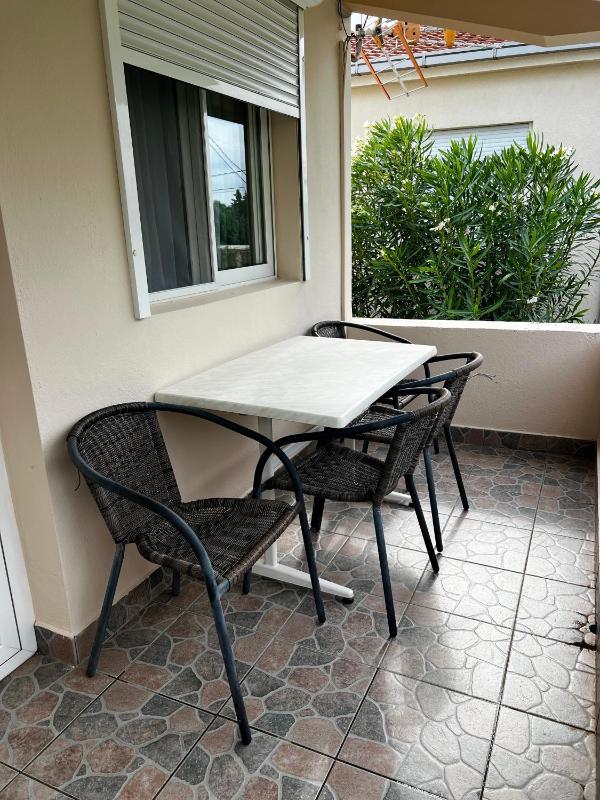 Standard Triple Room image 4