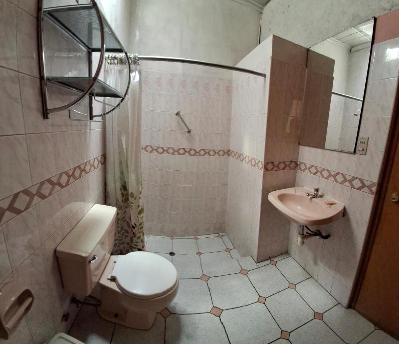 Hostal Lluvia de Oro - image 10