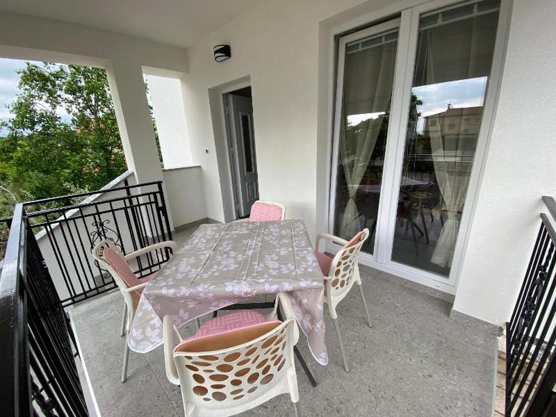 Apartments and rooms with parking space Rovinj - 23148 - image 8