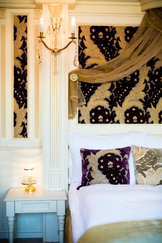 Presidential Suite image 3