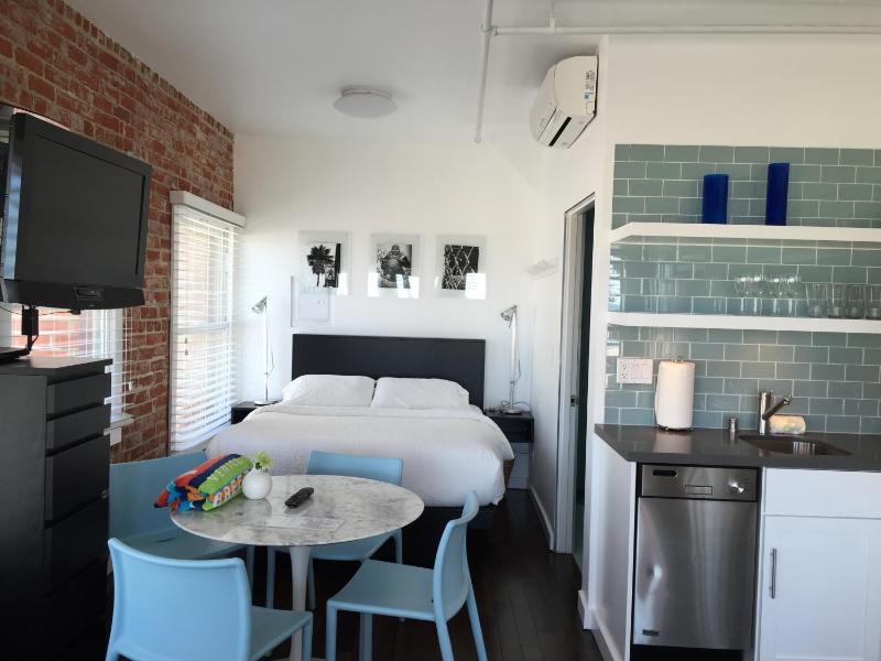 Oceanfront View Studio Suite image 2