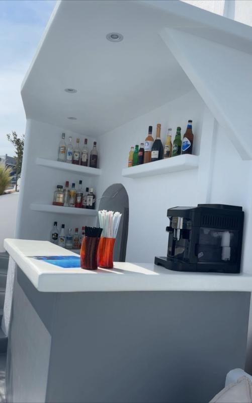 Kima Oia Suites - image 19