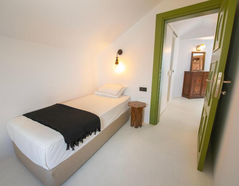 Hotel Begonvil - image 16