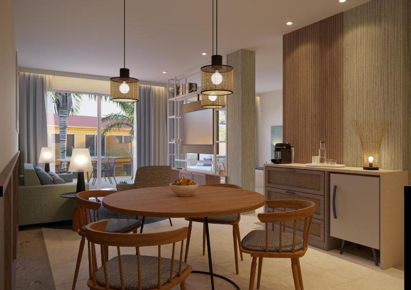 Junior Suite with Balcony image 3