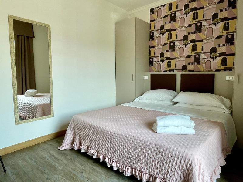 B City Hotel Bardolino - image 12