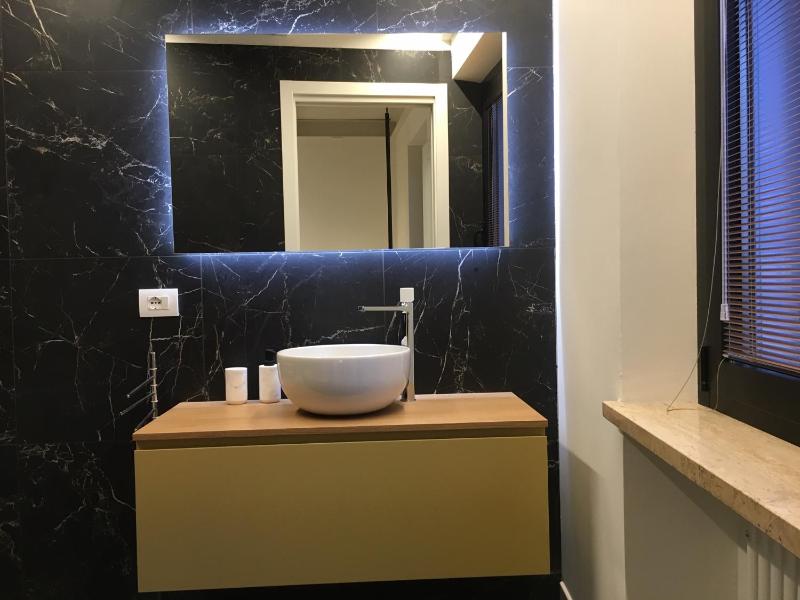 One-Bedroom Apartment - Via Sant'Alessio 30 image 2