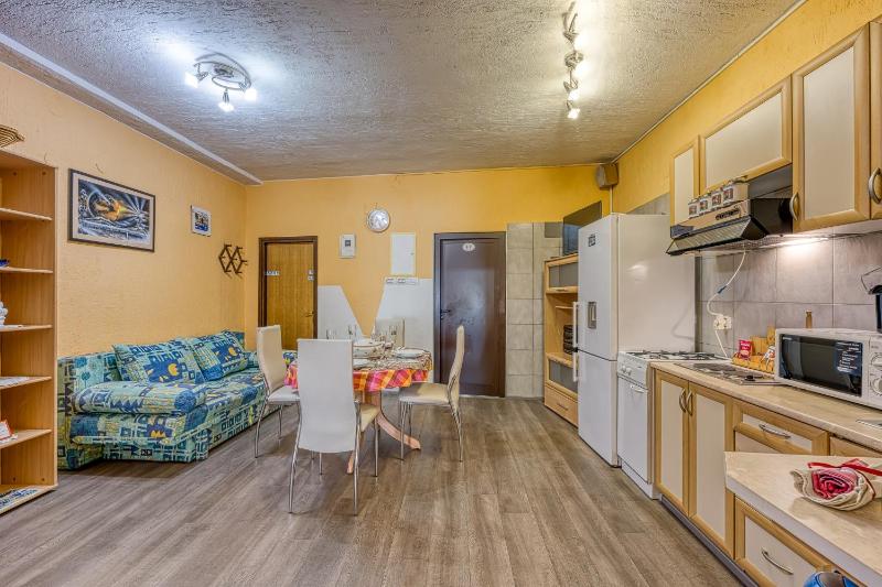 Two-Bedroom Apartment image 4
