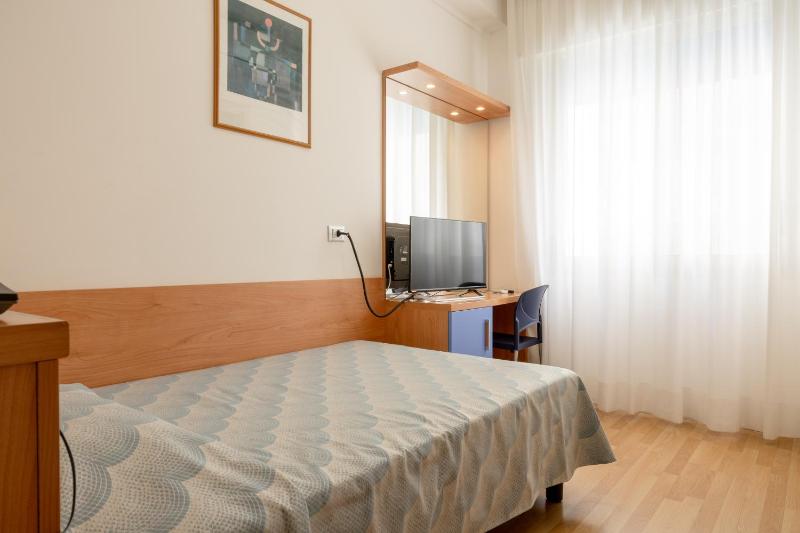Hotel Riviera - image 43