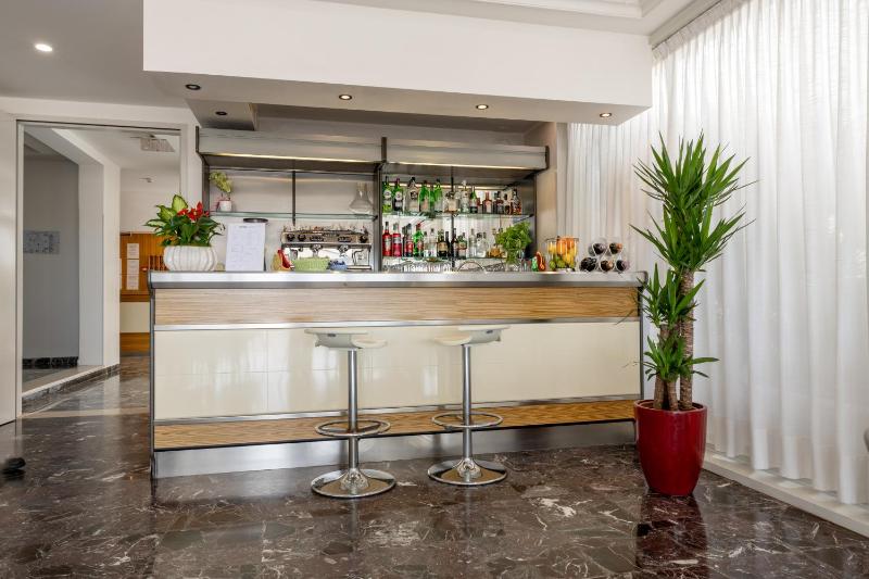 Hotel Riviera - image 45