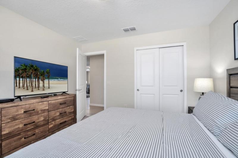 All Vacation Dreams Newest Home Windsor Island - image 17