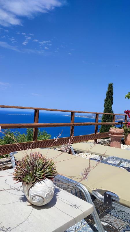Aeolos Studios Kefalonia - image 2