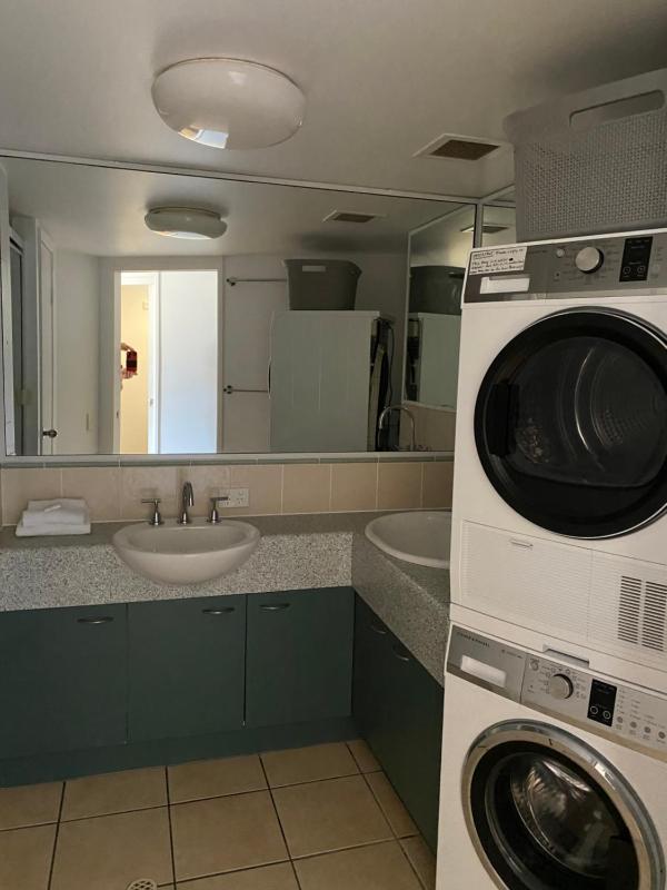 Kings Bay Apartments - image 40