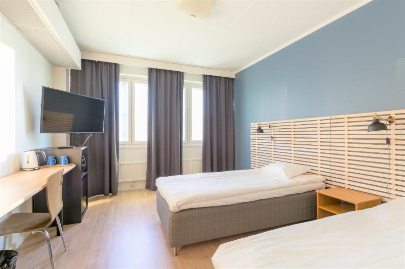 Twin Room image 1