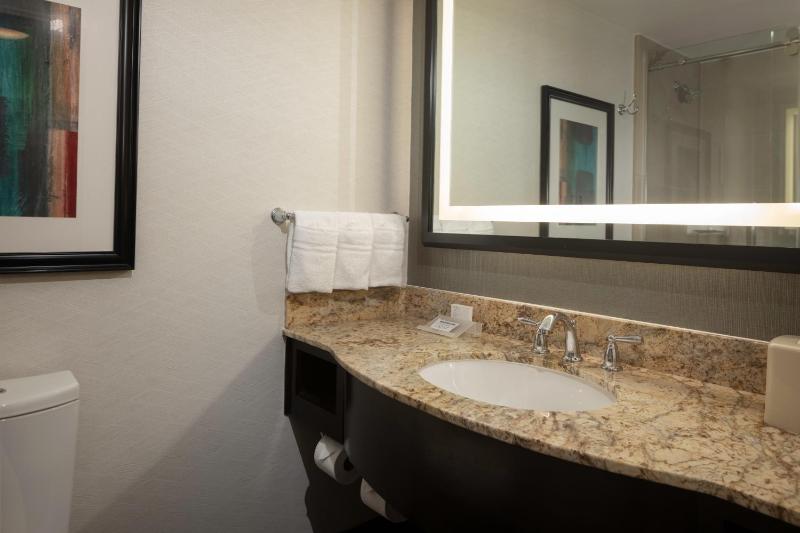 King Room image 4
