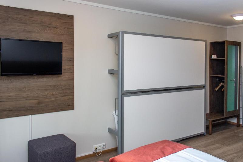 Double Room image 3