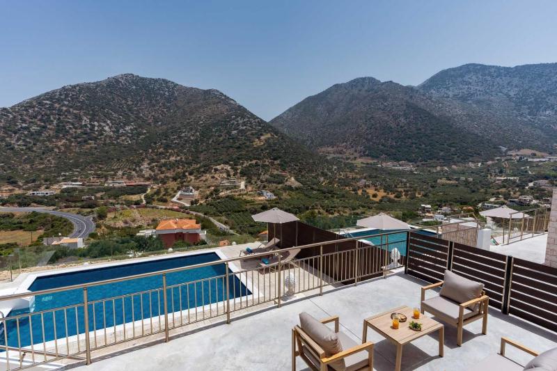 Brikis Villa 2 - With Private Pool - image 8