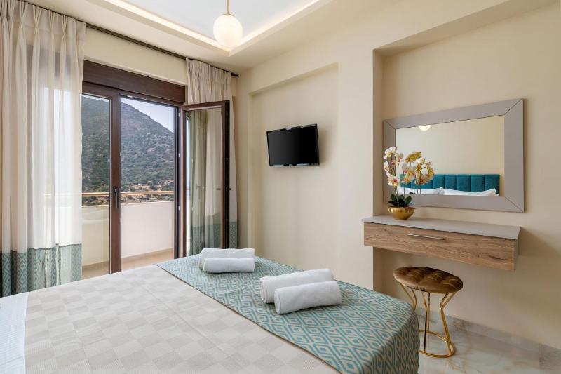 Brikis Villa 2 - With Private Pool - image 2