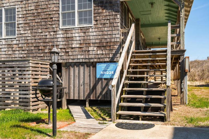 NH225 Fourth Estate Cottage - image 14