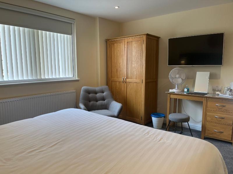 Deluxe Double Room image 2