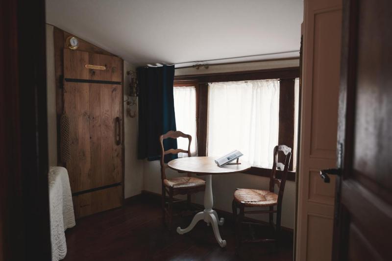 Double Room image 4
