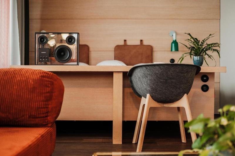 Executive Suite image 4