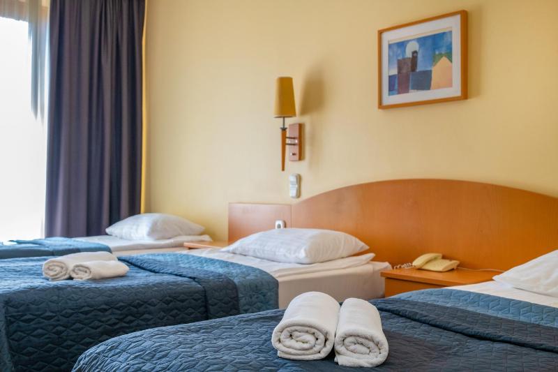Triple Room image 3