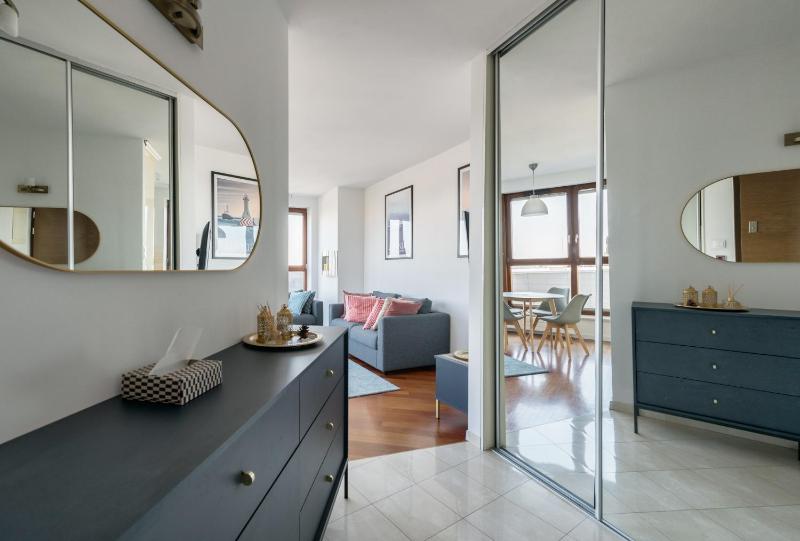 SEA TOWERS Panorama Apartments by Noclegi Renters - image 20