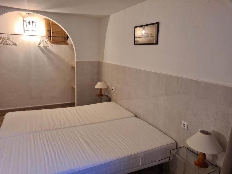 Maryvilla 0140 - image 31