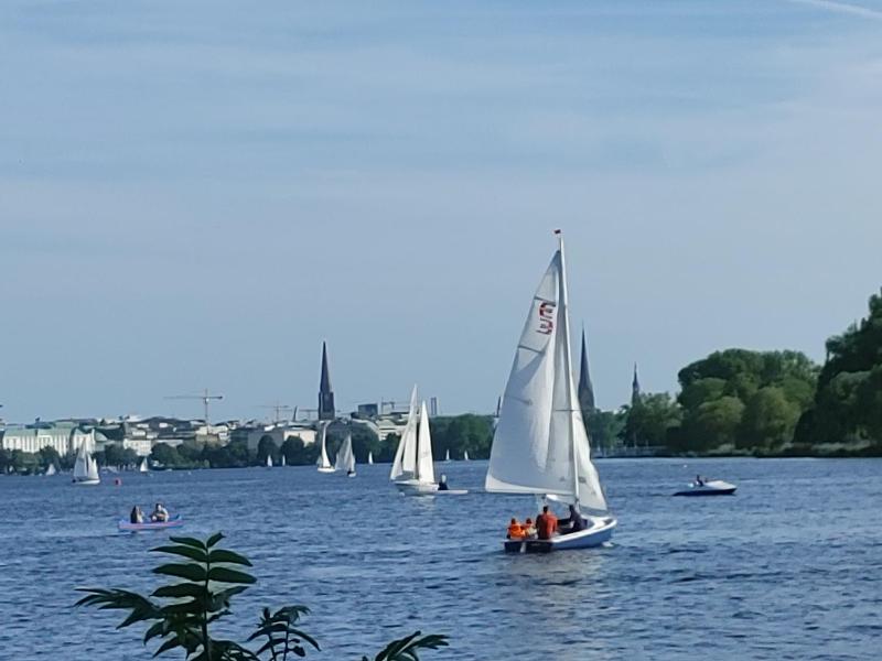 top-lage-alsternahe-nur-2-minuten-fussweg