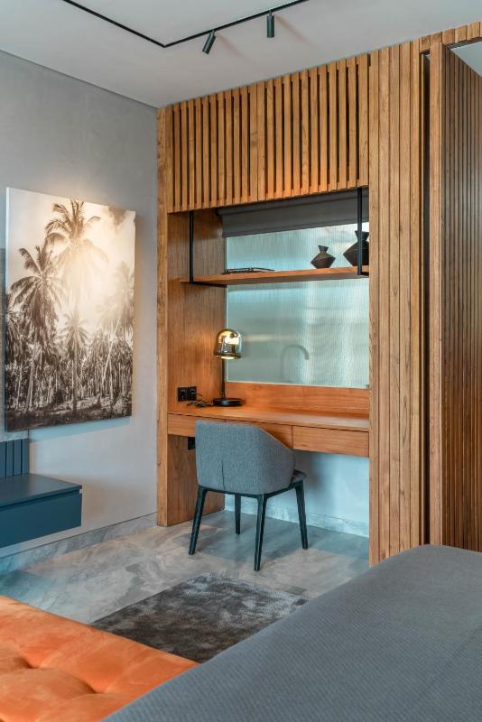Beyond The Palms - Impressive Brand New 4BR Canggu Villa with Rooftop - image 10