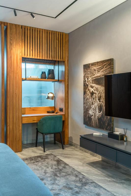Beyond The Palms - Impressive Brand New 4BR Canggu Villa with Rooftop - image 37