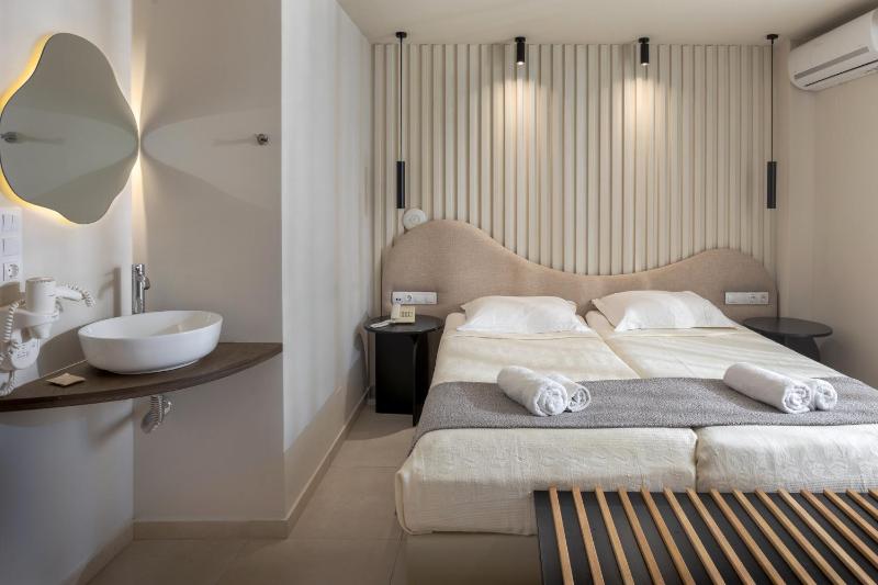 Alia Beach Hotel by Estia - image 22