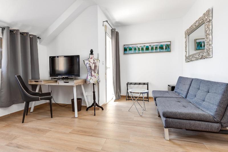 Superior Double or Twin Room with Terrace image 2