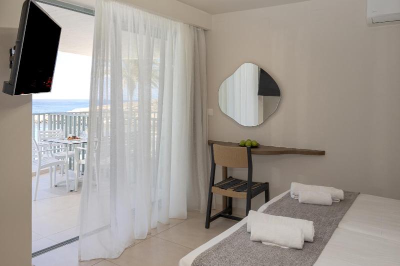 Alia Beach Hotel by Estia - image 37