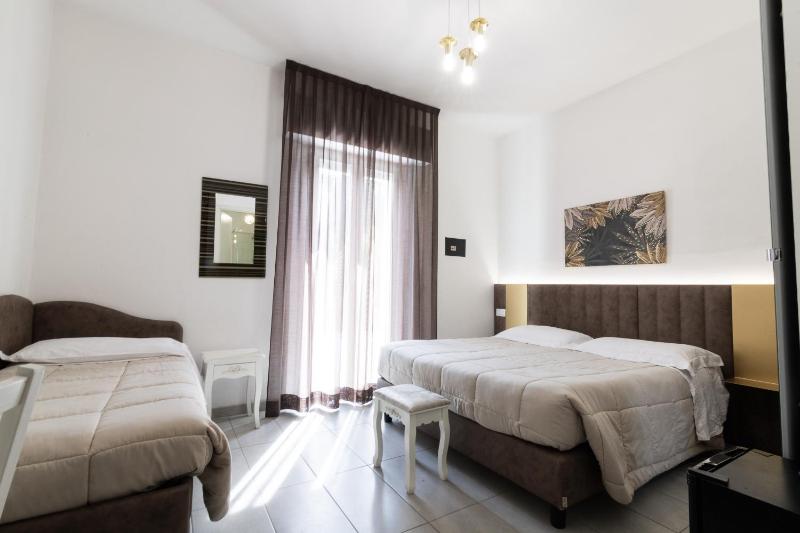 Triple Room image 1
