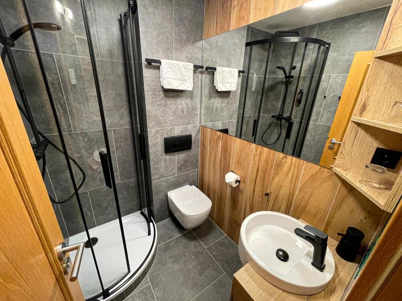 Triple Room with Terrace image 2