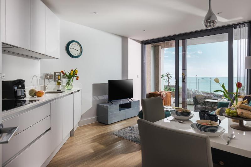 St Michaels Luxury Apartments - image 6