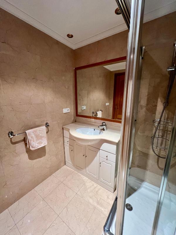 Piso Oleaxe Sanxenxo - image 17