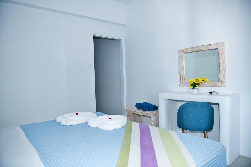 Standard Double Room image 4