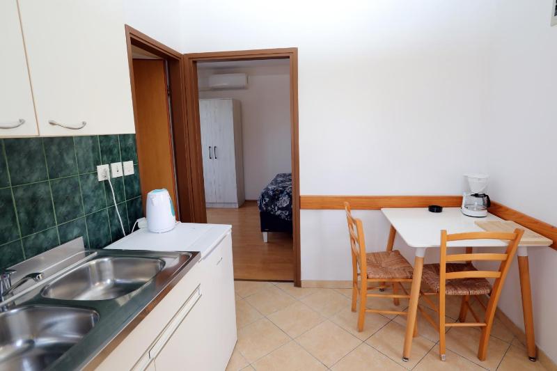Apartment image 2