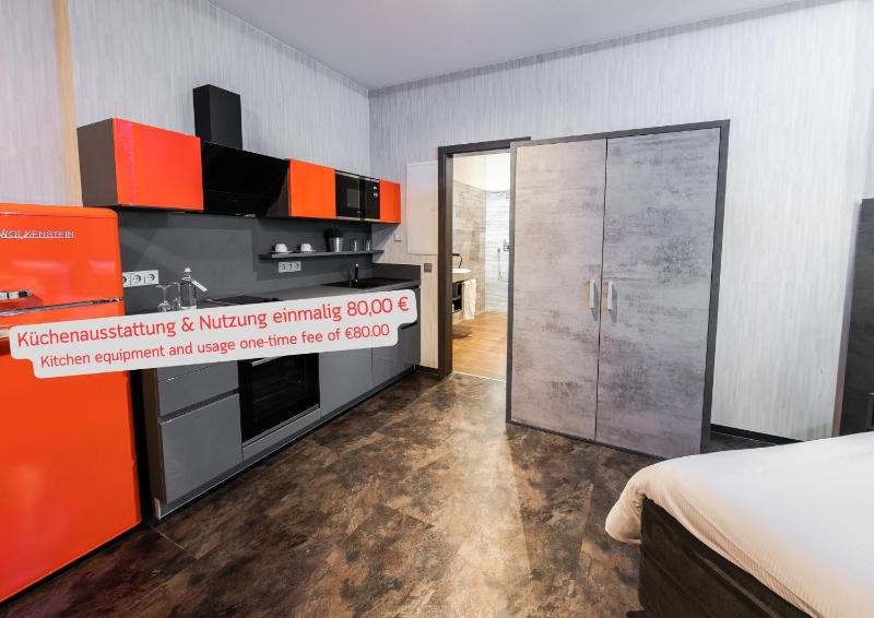 Junior Suite with Balcony image 2