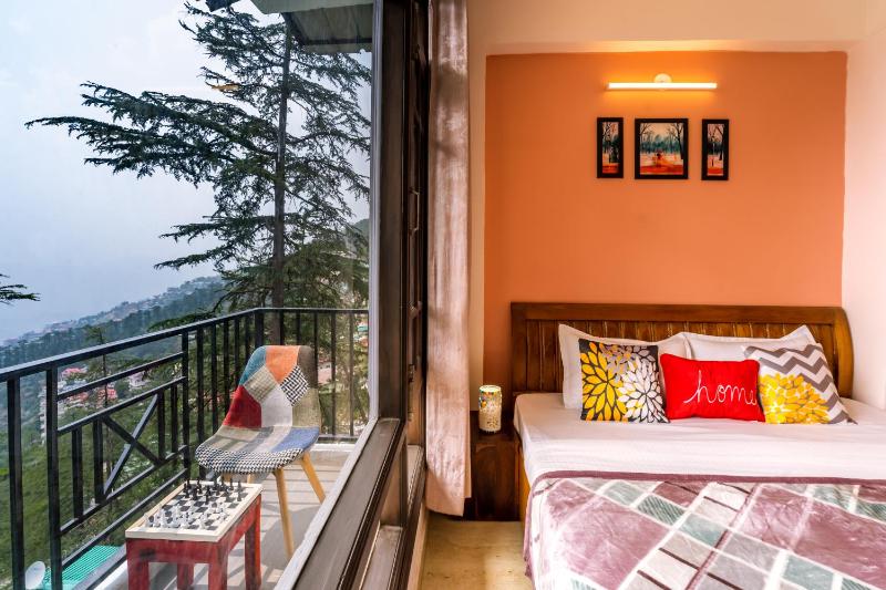 The Sunset Abode 4BR With Valley Views - image 5